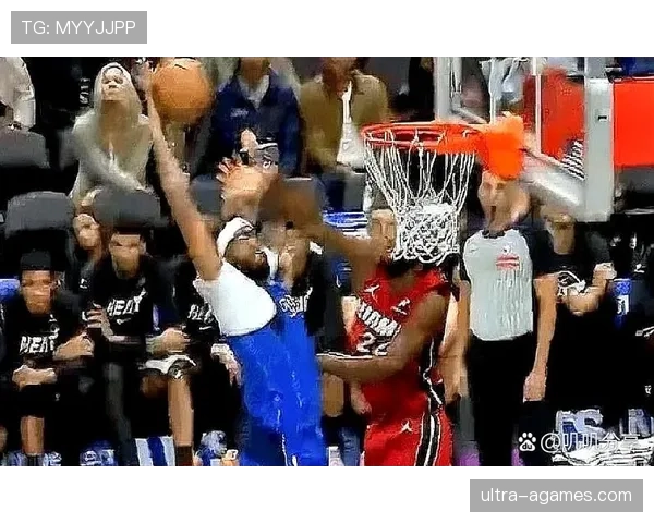 安东尼·戴维斯挡拆制造错位明显提升内线效率拉开球队攻防差距